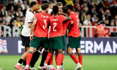 乐鱼体育亚洲官网-欧国联赛场上的传奇瞬间，令人回味