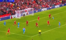 乐鱼体育在线登录-利物浦逆袭巴萨，成功卫冕欧冠冠军