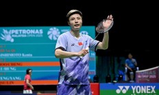 乐鱼体育官网-羽毛球男子双打半决赛马来西亚选手逆袭