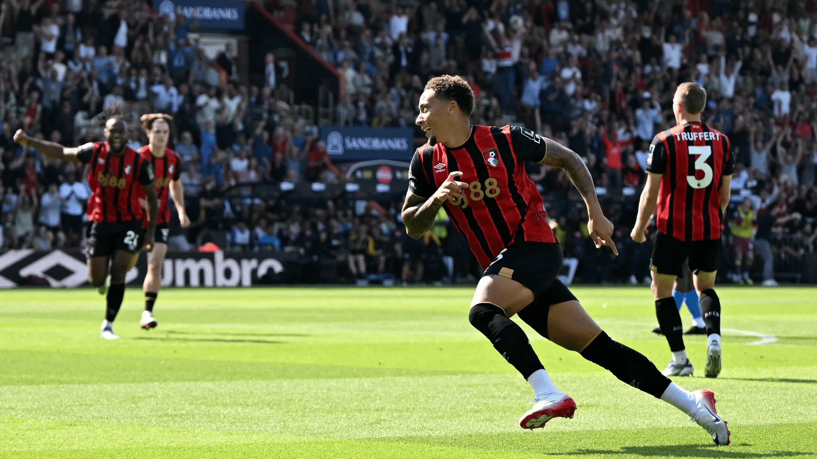 斯旺西客场战平伯恩茅斯,取得关键一分的简单介绍 斯旺西客场战平伯恩茅斯,取得关键一分的简单介绍