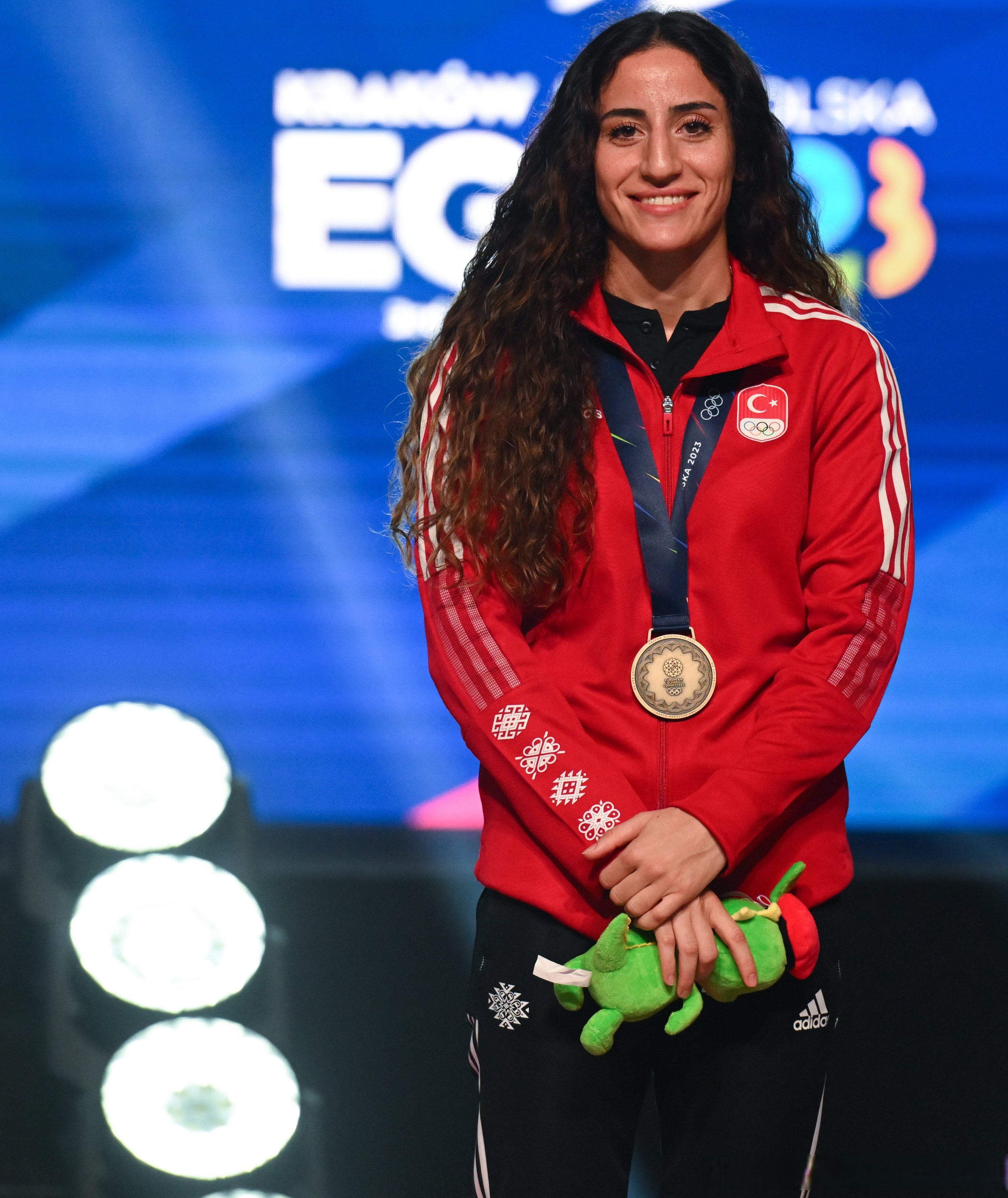 拳击女子决赛:俄罗斯选手夺金 拳击女子决赛:俄罗斯选手夺金