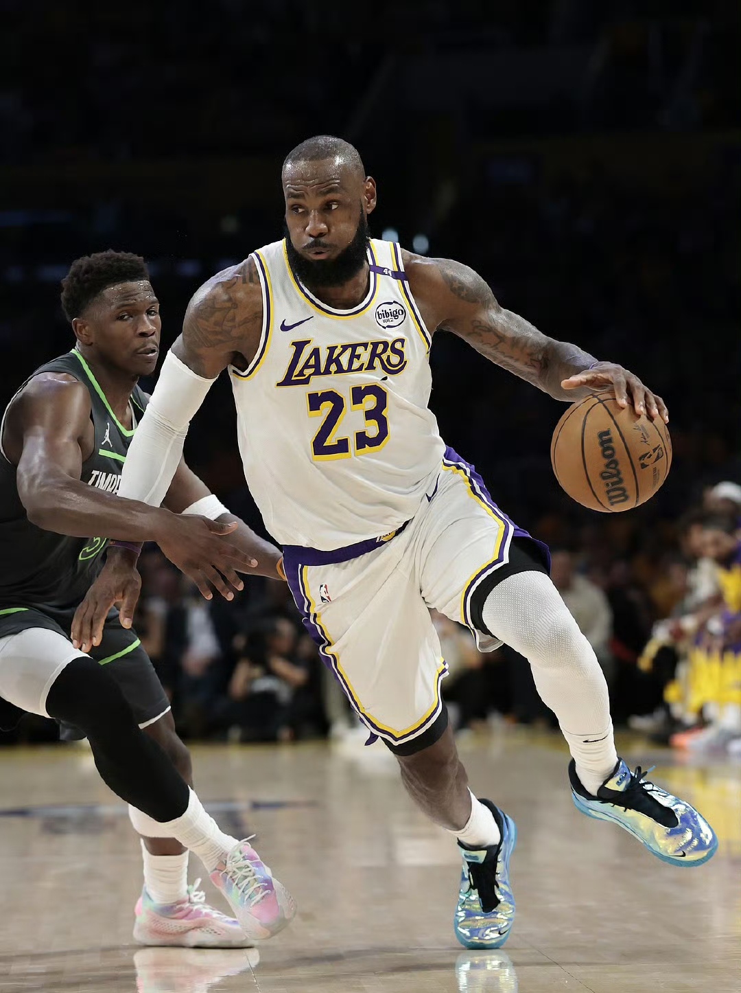 湖人大胜独行侠，保持不败