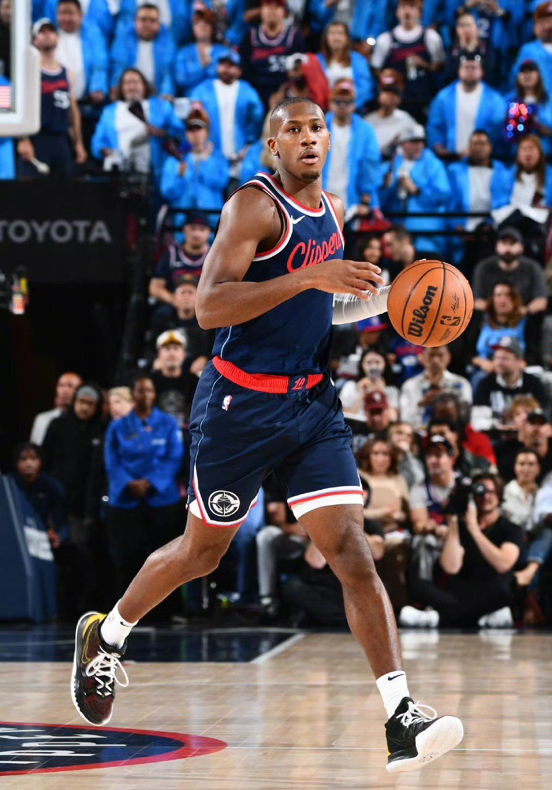 包含快船主帅：我们已做好准备，决心夺得今年的NBA总冠军的词条