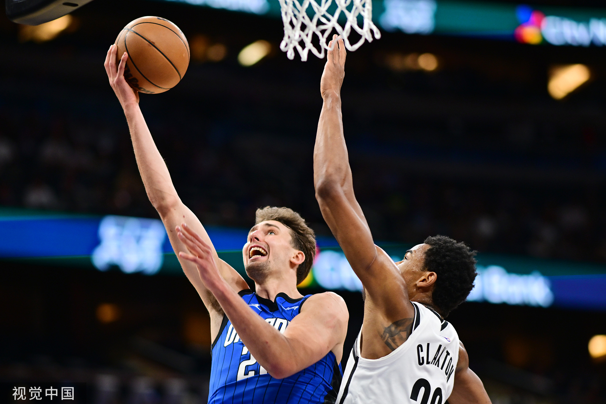 包含爵士客场大胜篮网,取得六连胜的词条 包含爵士客场大胜篮网,取得六连胜的词条