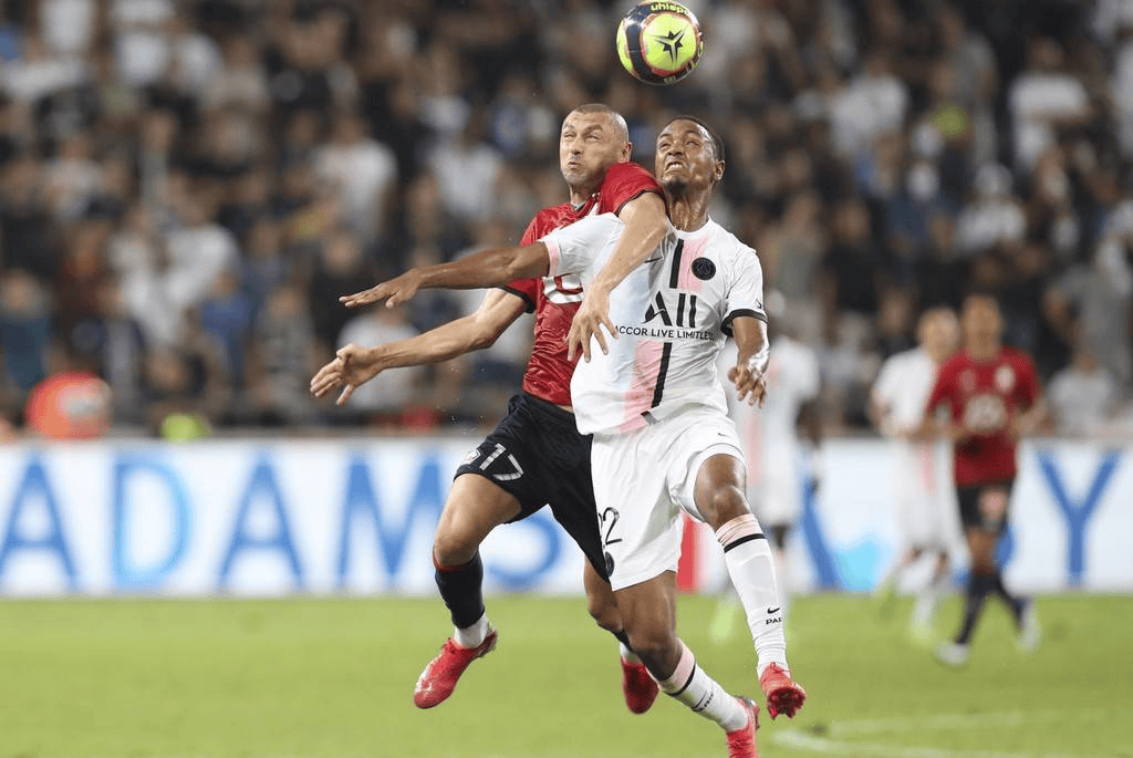 包含勒阿弗尔客场逼平亚眠，争取胜利的词条