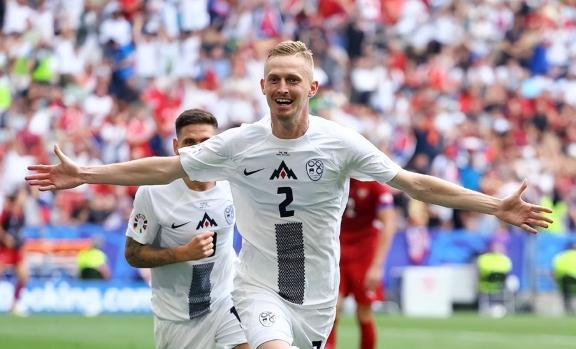 包含斯洛文尼亚在比赛中主场逼平挪威的词条 包含斯洛文尼亚在比赛中主场逼平挪威的词条