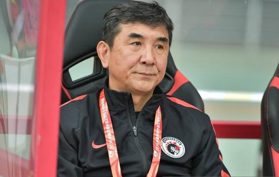 重庆力争保级，主场对决智诚