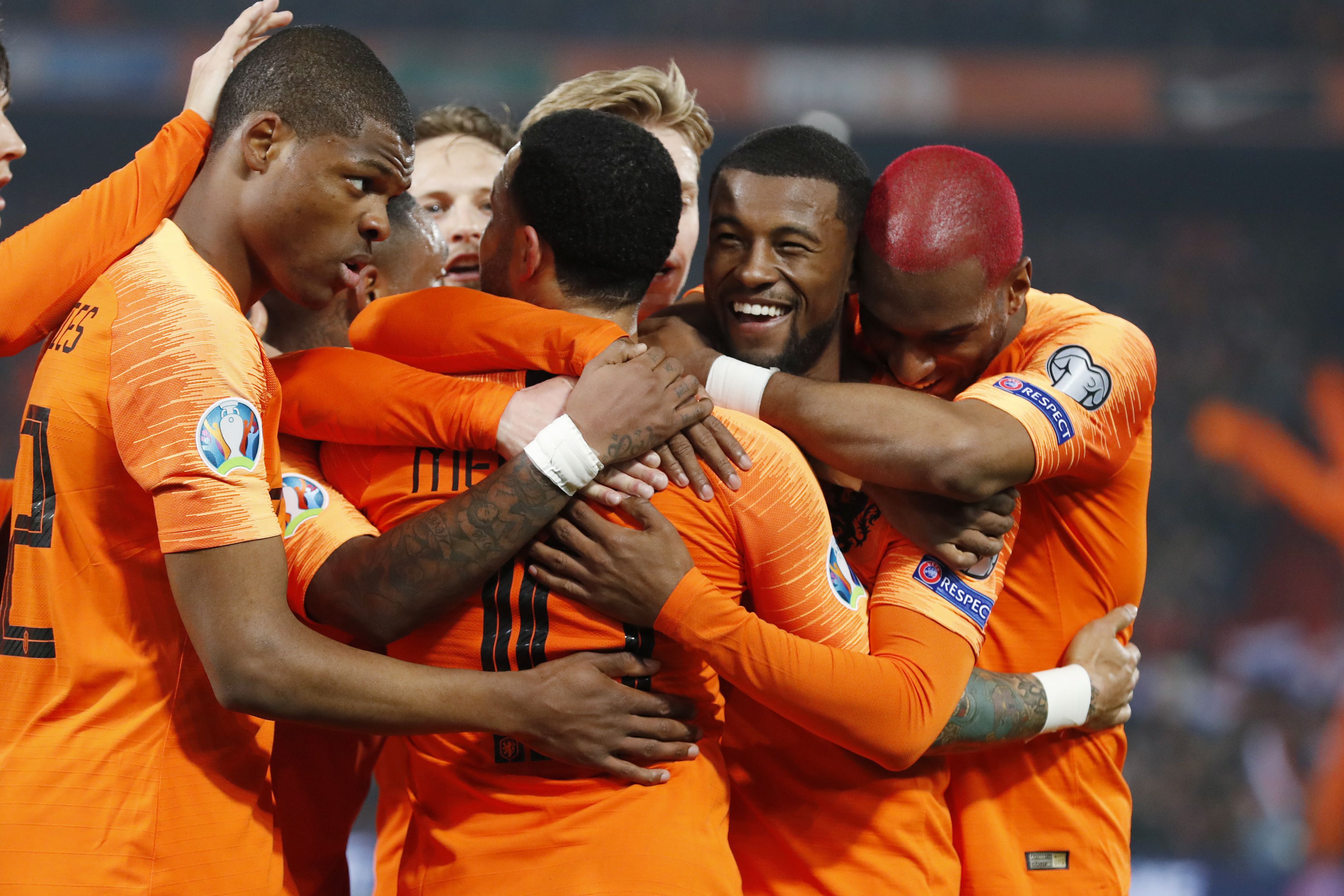 荷兰队在欧锦赛预选赛中继续领先 荷兰队在欧锦赛预选赛中继续领先