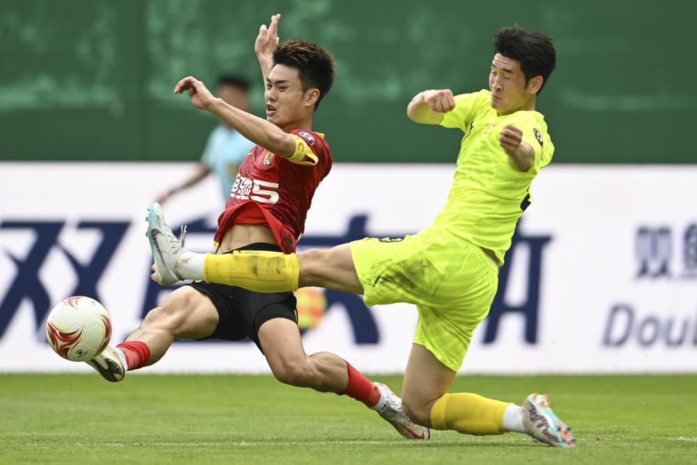 包含捷克队遭遇逆境，晋级梦想渺茫的词条