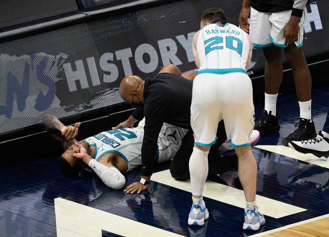 篮网再败,雄鹿连胜呼之欲出 篮网再败,雄鹿连胜呼之欲出